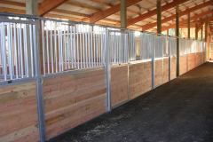 1_horse-barns-polebarns-construction97