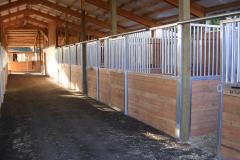 horse-barns-polebarns-construction10